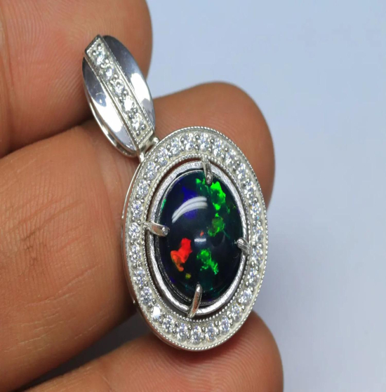 Reel Opal with 925 silver and Zircons necklace