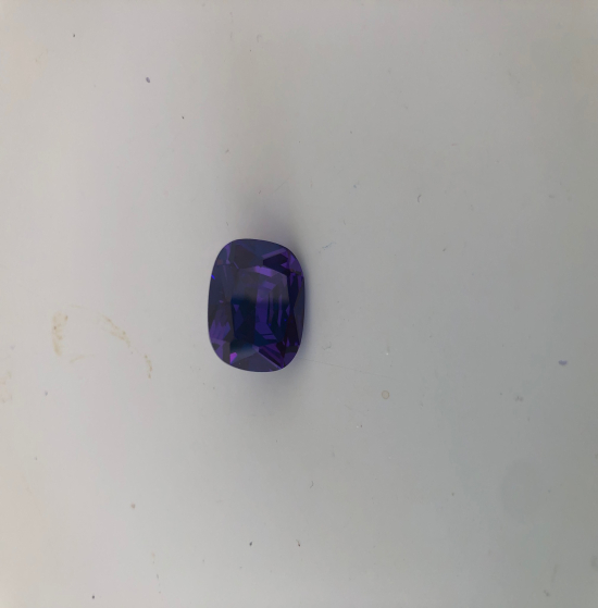 Cubic zirconia cushion purple 14mn