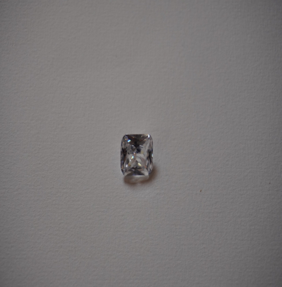 Cubic Zirconia cushion clear 14 mm