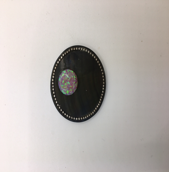 Création pendant with synthetic pink opal 10 mn