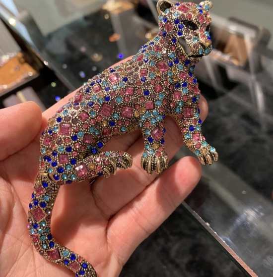 Broche léopard