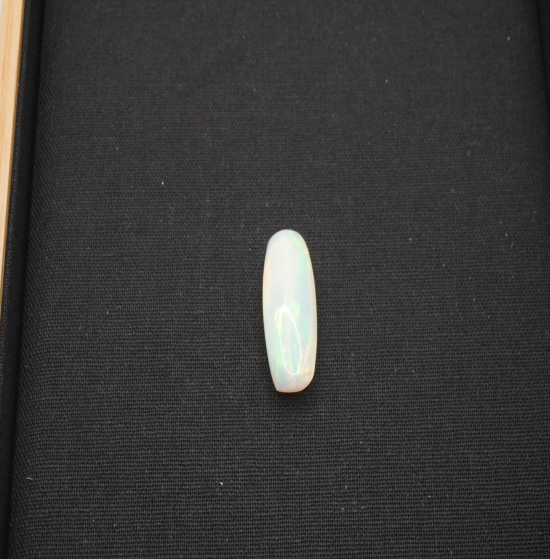 Natural white Australian Opal Fancy Shape 14 carats