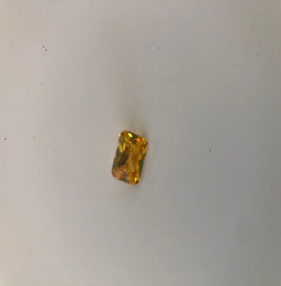 Cubic zirconia octogonal yellow 8’10 mn
