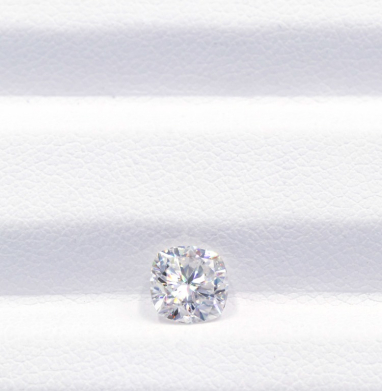 Moissanite stone cushion 2 carat